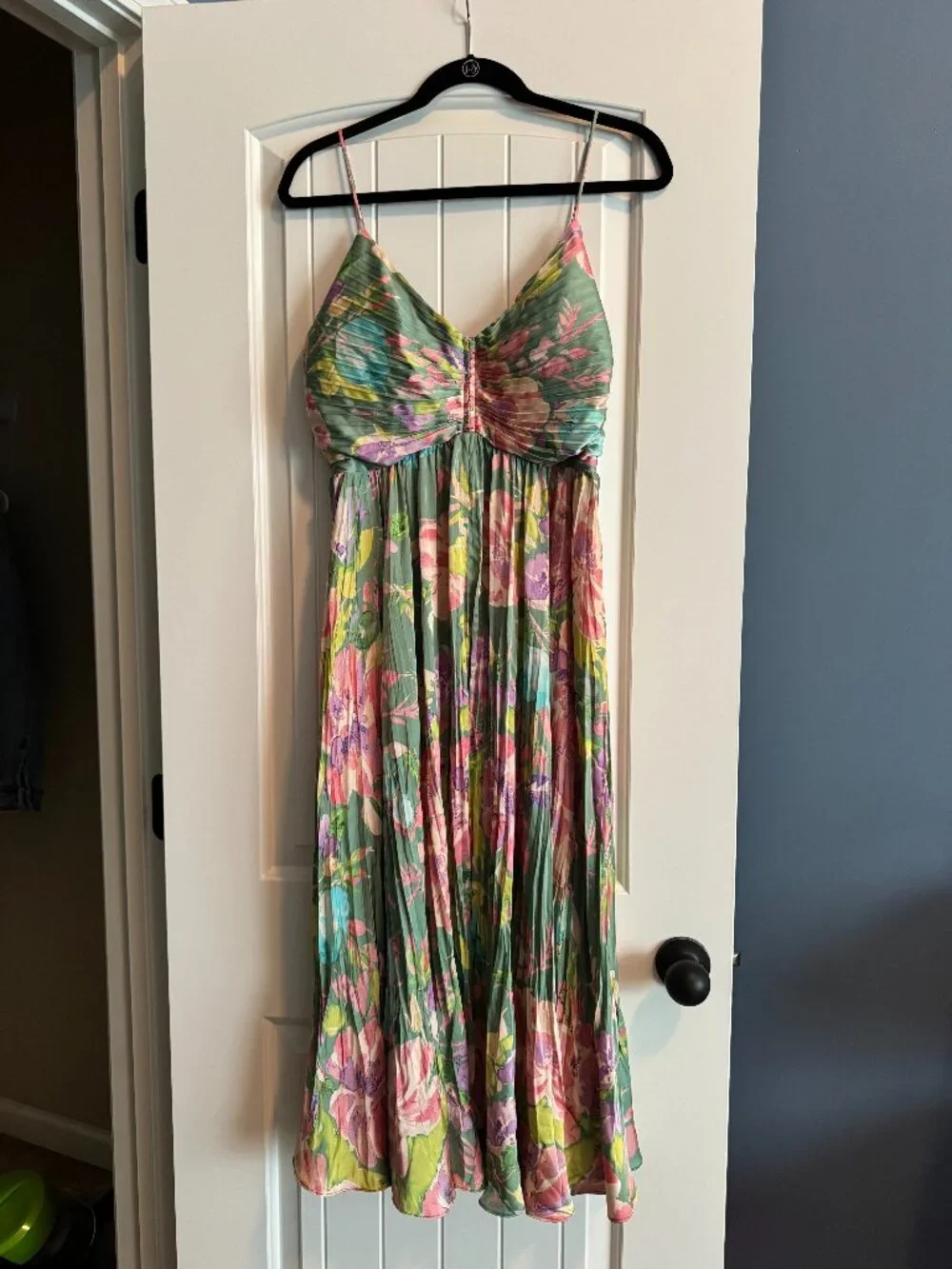 ASTR the Label, Maeve Midi Dress, Size Medium - Picture 1 of 4